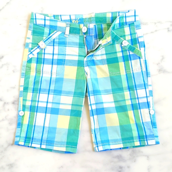 NWOT. Justice Girl's Cotton and Spandex Multi Color Plaid Shorts. - Picture 3 of 4